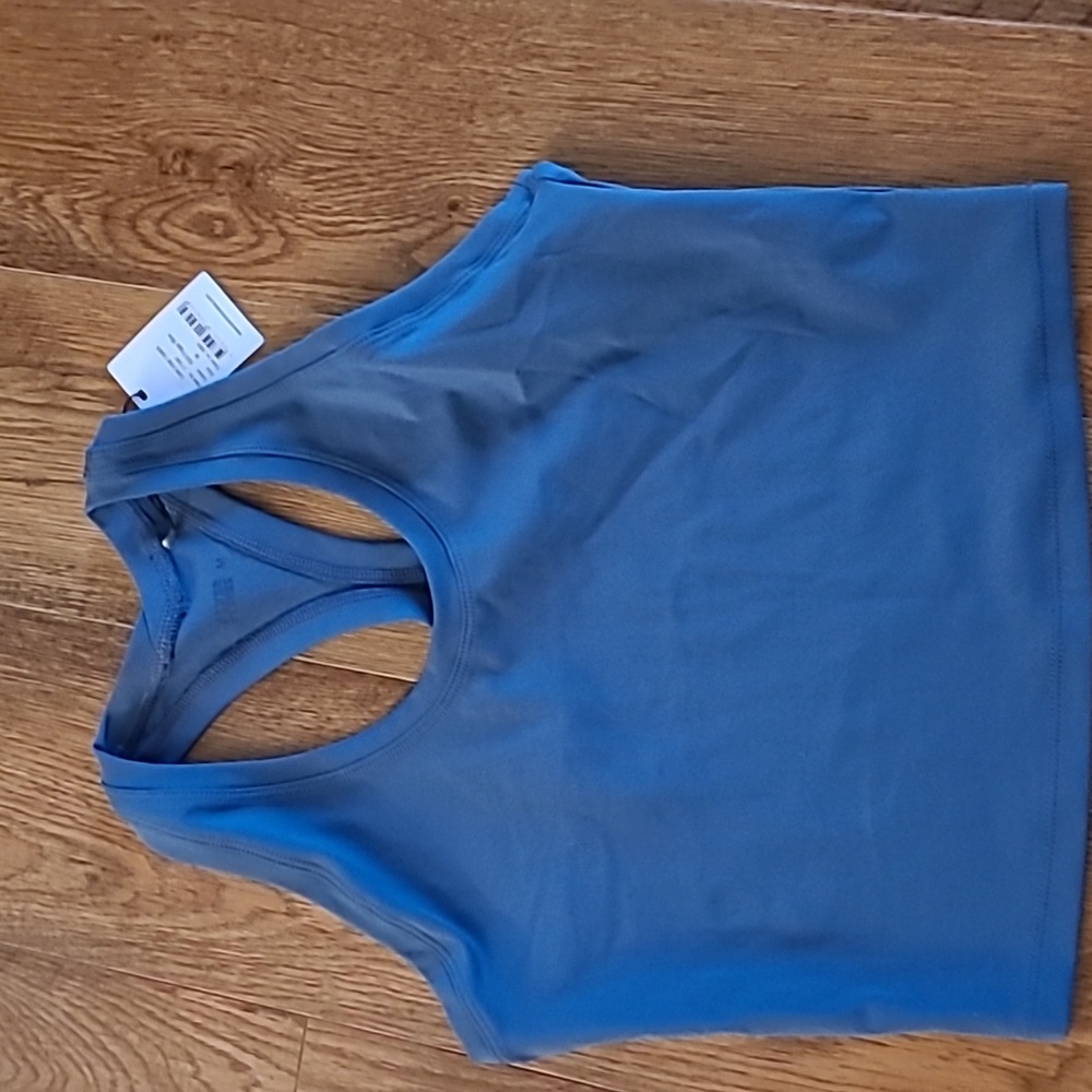 Better Bodies crop tank